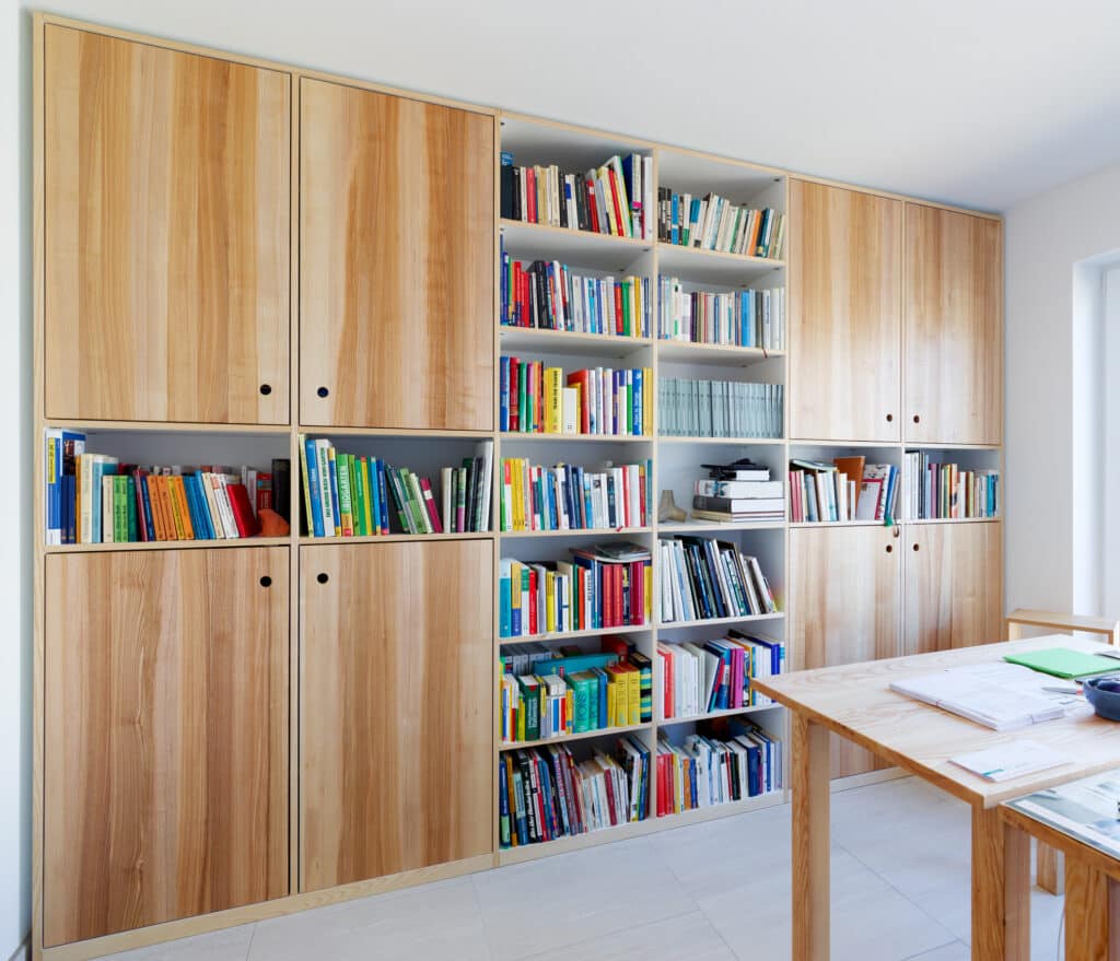 Regalwand Arbeitszimmer